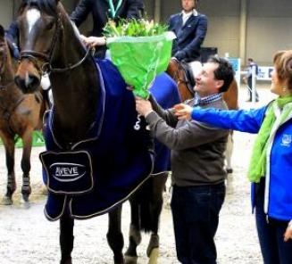 Rozelien De Beck & Freestyle van de Withoeve winnen Midden op Nationaal Indoor LRV Rozelien De Beck & Freestyle van de Withoeve winnen Midden op Nationaal Indoor LRV