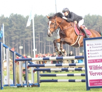 Tweede plaats voor Jenny van het Waterblok in Lummen Tweede plaats voor Jenny van het Waterblok in Lummen