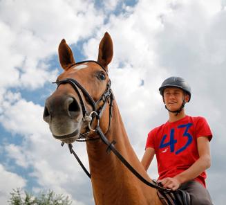 Gretel S wint de Grote Prijs van Hagen Gretel S wint de Grote Prijs van Hagen