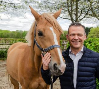 Problematiek ruimte in de paardensector in het Vlaams Parlement Problematiek ruimte in de paardensector in het Vlaams Parlement